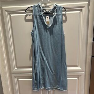 Tommy Bahama ruffle shift Sleeveless Dress with side pockets. NWT